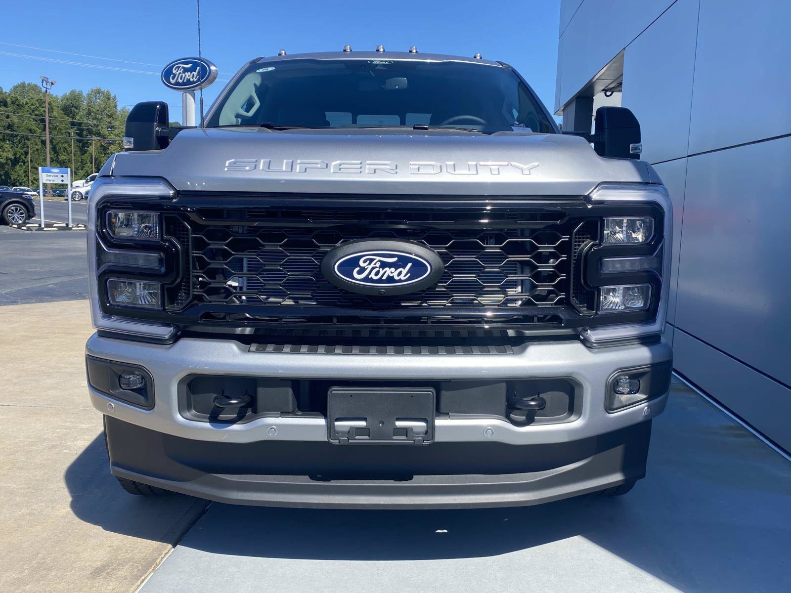 New 2027 Ford F250 Lariat w/ Black Appearance Package AWD/4WD image 9