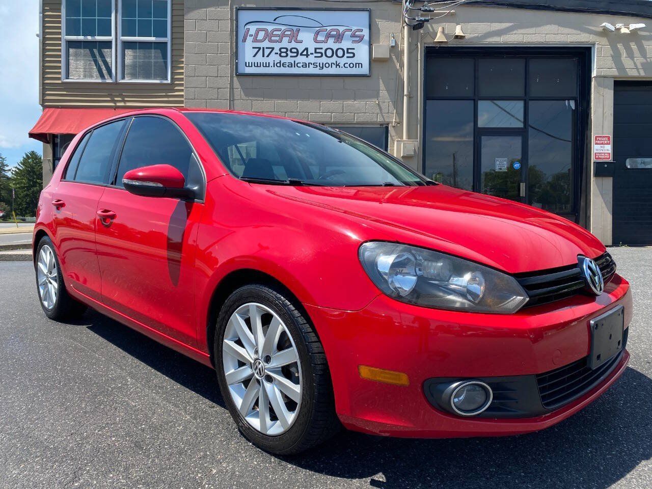 Used 2011 Volkswagen Golf TDI FWD image 1