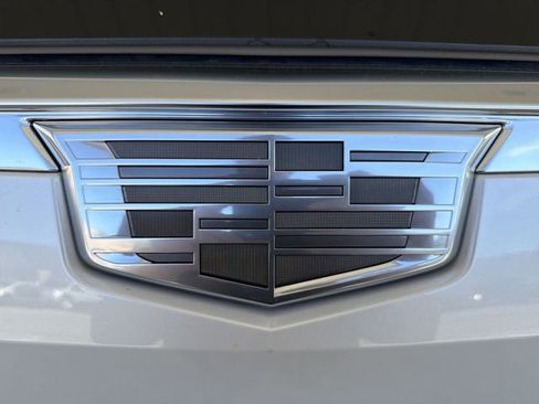 Certified 2023 Cadillac Escalade ESV Premium Luxury w/ LPO, Radiant Package image 33