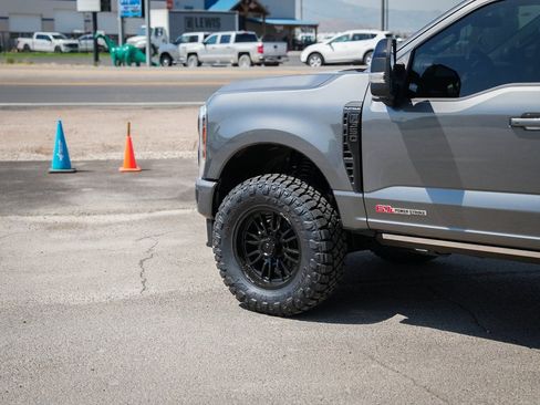 New 2025 Ford F350 Platinum image 13