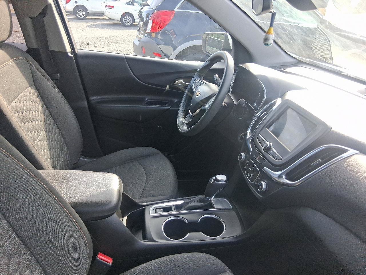 Used 2019 Chevrolet Equinox LT FWD image 13