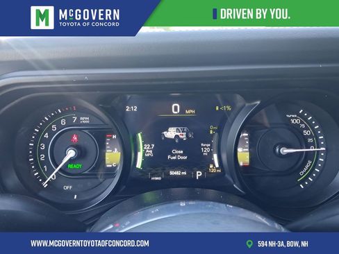 Used 2024 Jeep Wrangler Unlimited Sahara AWD/4WD image 38