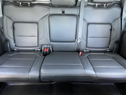 Used 2020 GMC Sierra 1500 SLT w/ SLT Convenience Package AWD/4WD image 15