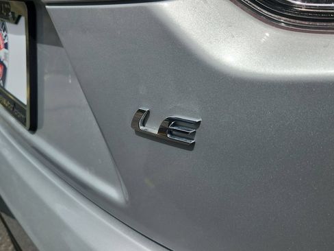 Used 2025 Toyota Corolla LE FWD image 12