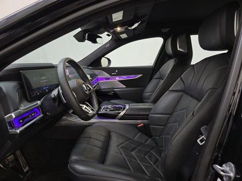 Used 2023 BMW 760i xDrive w/ Executive Package image 13