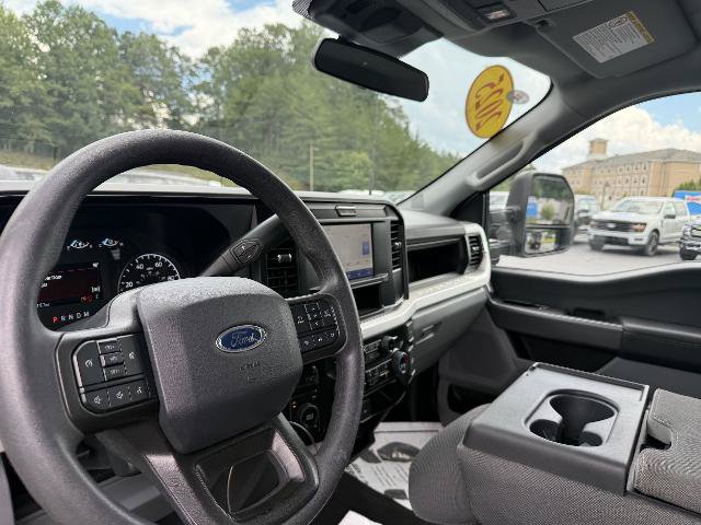 Certified 2025 Ford F350 4x4 SuperCab Super Duty image 4