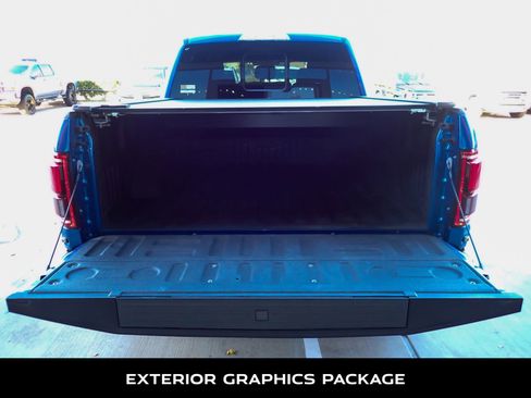 Used 2017 Ford F150 Raptor w/ Equipment Group 802A Luxury image 8
