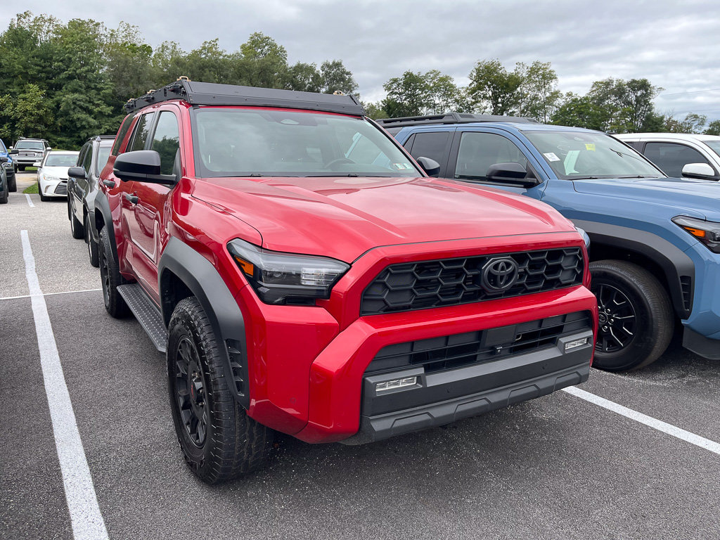 Used 2025 Toyota 4Runner TRD Off-Road Premium w/ Tow Technology Package AWD/4WD image 1