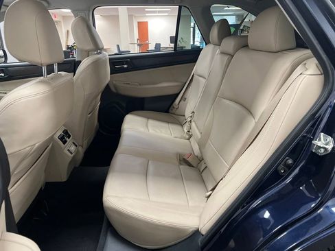 Used 2018 Subaru Outback 3.6R Limited image 28