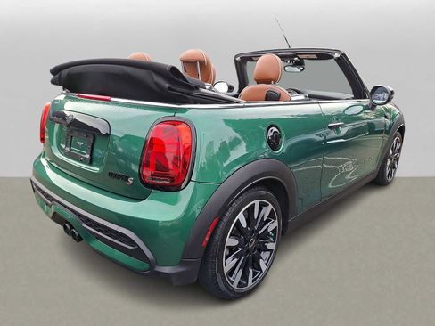 Certified 2022 MINI Cooper S image 4