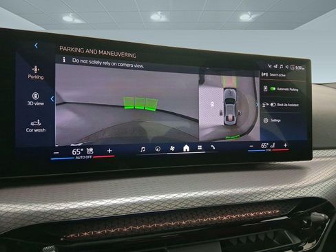 New 2026 BMW 330i Sedan w/ M Sport Package image 23