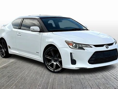 Used 2014 Scion tC 10 Series image 3