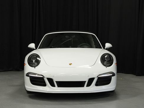 Certified 2016 Porsche 911 Carrera GTS RWD image 8