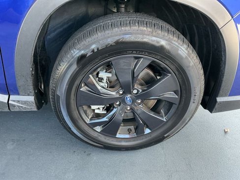 Certified 2026 Subaru Ascent Premium AWD/4WD image 30