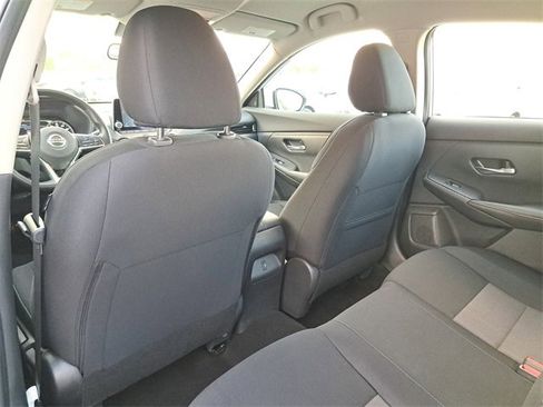 Used 2022 Nissan Sentra SV w/ Trunk Package image 10