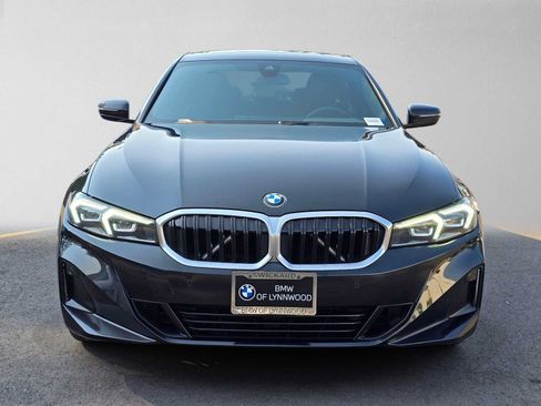 Used 2023 BMW 330i xDrive Sedan w/ Driving Assistance Package AWD/4WD image 8