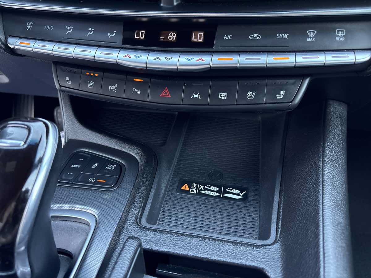 Used 2021 Cadillac CT5 Premium Luxury w/ Parking Package RWD image 21