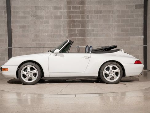Used 1995 Porsche 911 Cabriolet image 39
