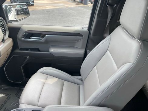 Used 2025 GMC Sierra 1500 SLT image 20