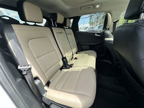 Used 2021 Ford Escape SEL w/ Technology Package FWD image 27