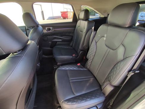 Used 2022 Kia Sorento SX image 14