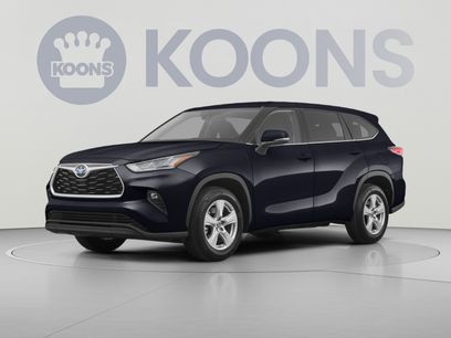 Used 2023 Toyota Highlander LE