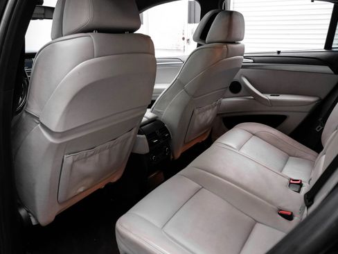 Used 2014 BMW X6 M AWD/4WD image 34