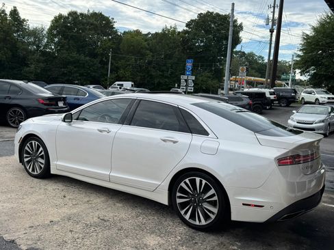 Used 2018 Lincoln MKZ Reserve w/ Technology Package FWD image 5