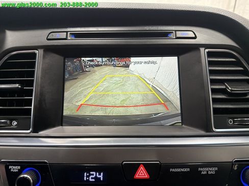 Used 2016 Hyundai Sonata Sport w/ Option Group 02 image 11