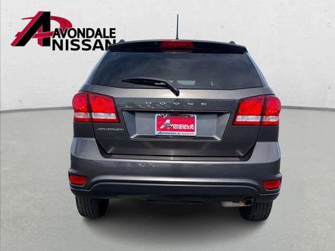 Used 2019 Dodge Journey SE w/ Connectivity Group image 5