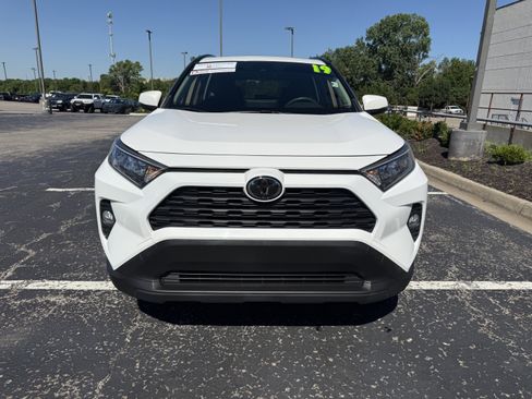 Certified 2019 Toyota RAV4 XLE AWD/4WD image 22