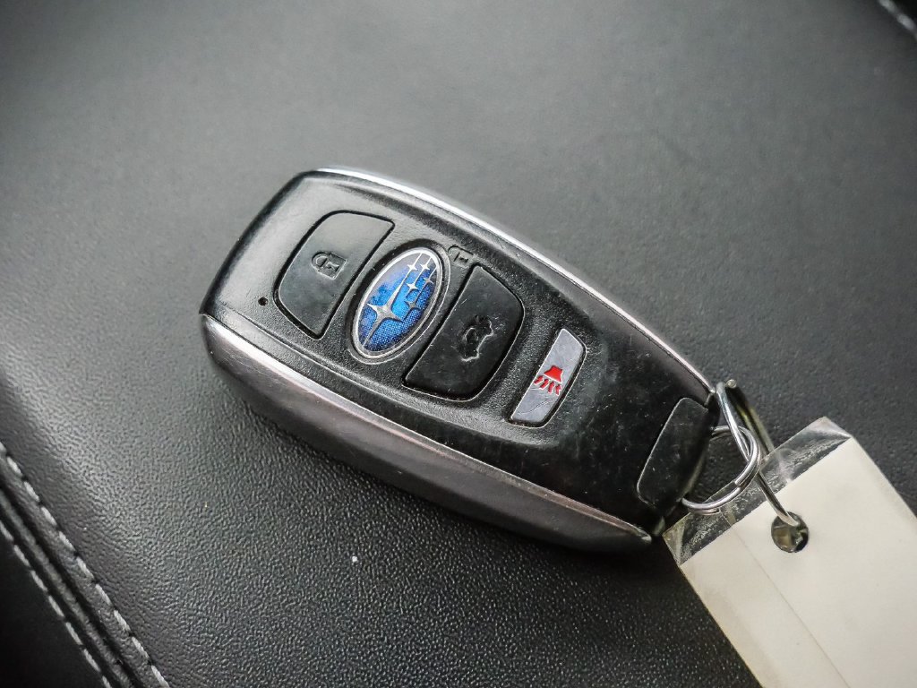 Used 2023 Subaru Ascent Limited AWD/4WD image 40