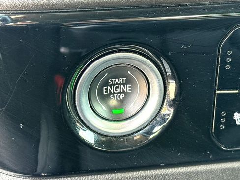 Used 2024 GMC Sierra 1500 SLE image 20