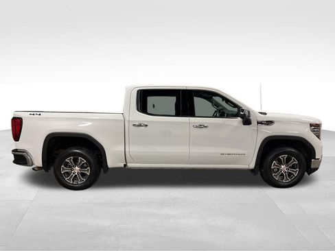 Certified 2024 GMC Sierra 1500 SLT AWD/4WD image 2