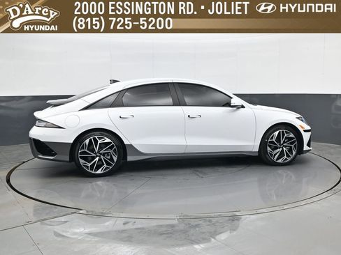 Certified 2025 Hyundai Ioniq 6 SEL image 4