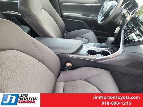 Used 2024 Toyota Camry LE FWD image 14