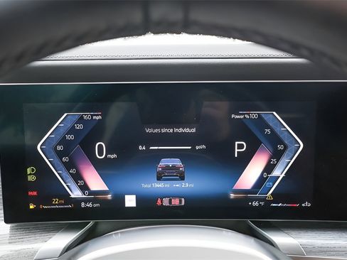 Used 2025 BMW 740i 740i w/ Premium Package image 11