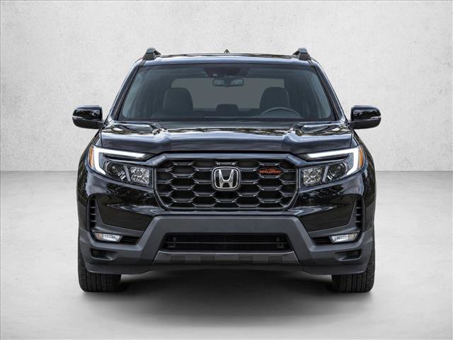 Used 2024 Honda Passport TrailSport image 2