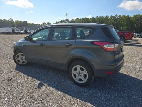Used 2018 Ford Escape S FWD image 4