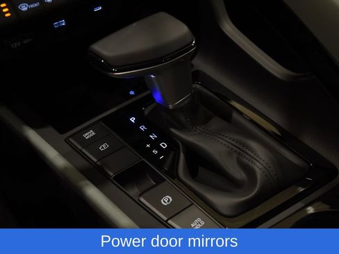 New 2025 Hyundai Elantra Limited image 25