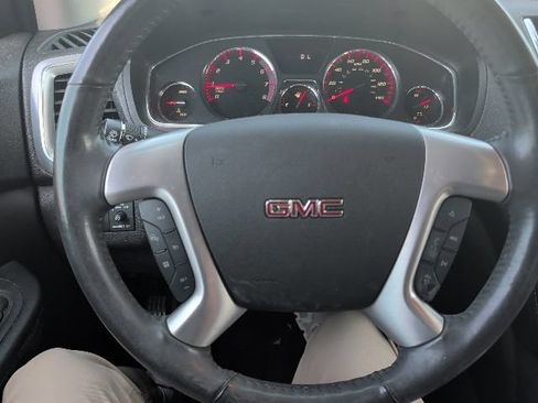 Used 2016 GMC Acadia SLT w/ Technology Package FWD image 25