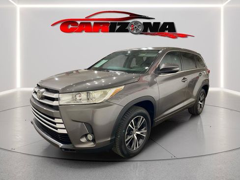 Used 2017 Toyota Highlander Plus image 7