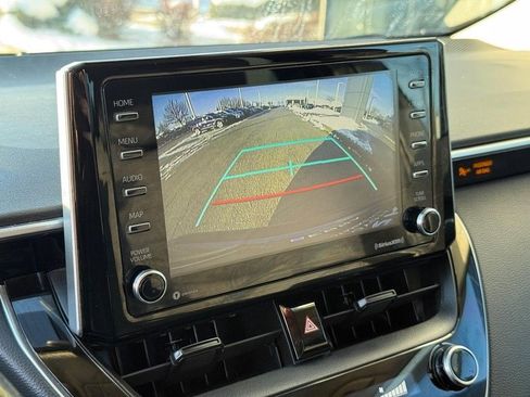 Used 2021 Toyota Corolla LE w/ Carpet Mat Package (TMS) image 24