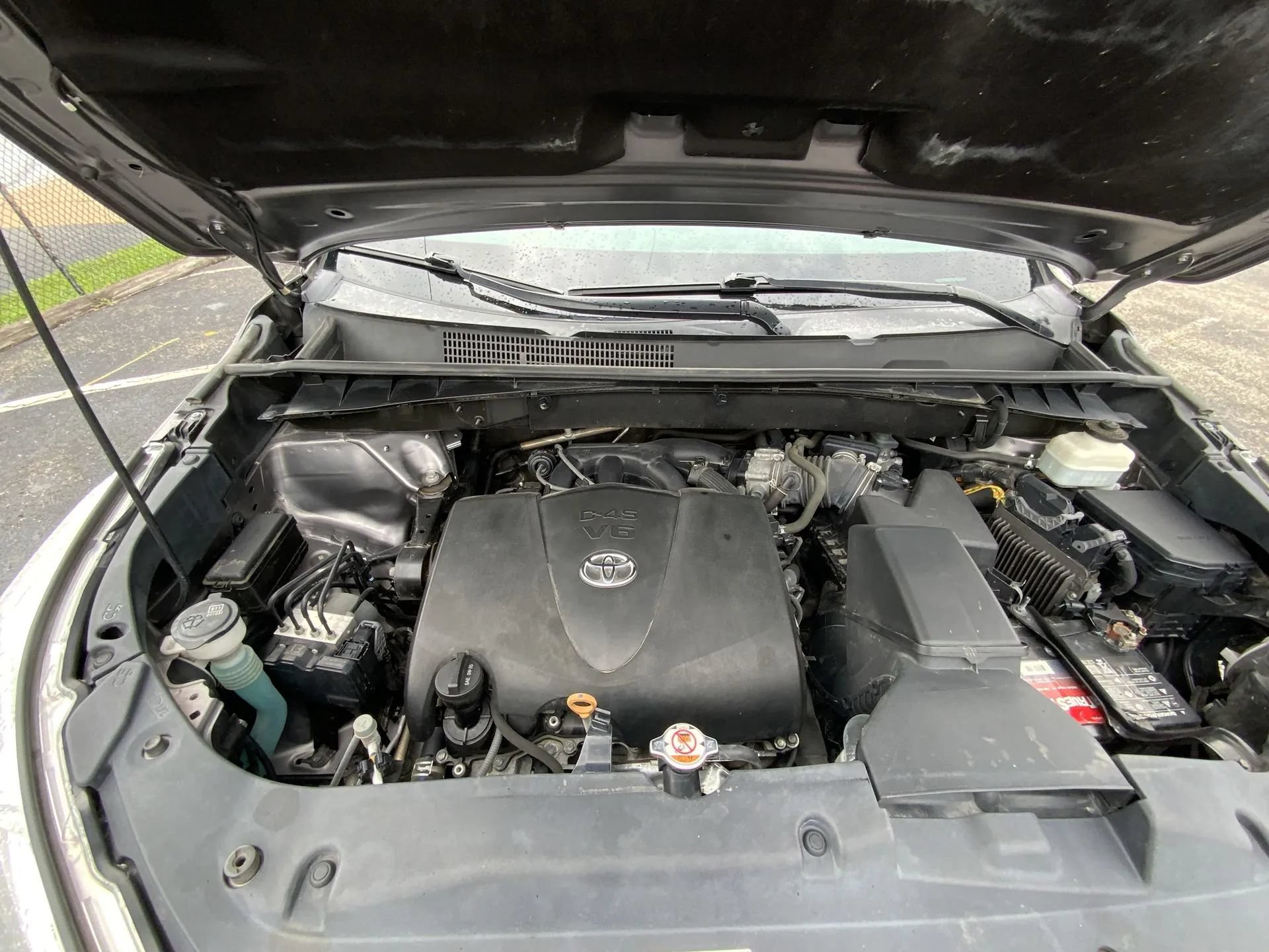 Used 2019 Toyota Highlander XLE AWD/4WD image 17