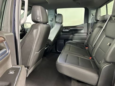 Used 2023 GMC Sierra 1500 SLT w/ SLT Convenience Package AWD/4WD image 25
