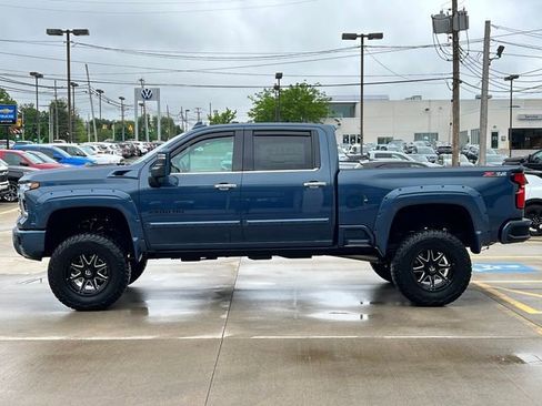 New 2025 Chevrolet Silverado 2500 LTZ w/ LTZ Premium Package image 7