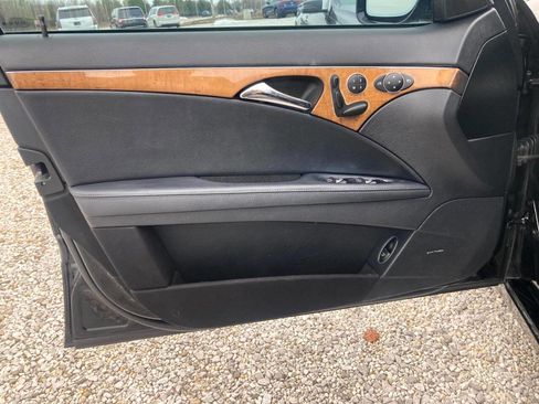 Used 2008 Mercedes-Benz E 350 4MATIC Sedan image 14