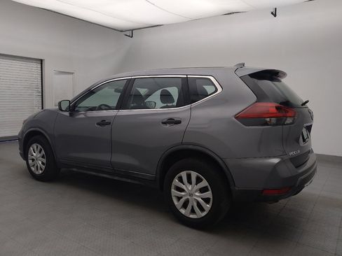 Used 2018 Nissan Rogue S AWD/4WD image 3