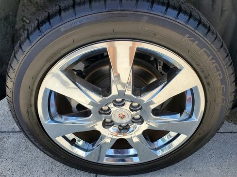 Used 2010 Cadillac SRX Performance image 17