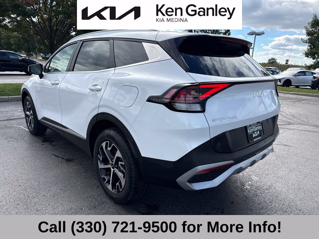 Certified 2024 Kia Sportage EX AWD/4WD image 6